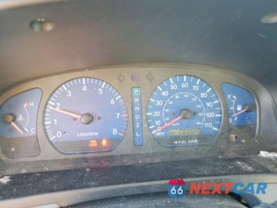 Zdjęcie 9 z 14 samochodu: 2002 TOYOTA SIENNA XLE VIN:4T3ZF13C82U444386 - miniatura