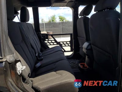 Zdjęcie 11 z 14 samochodu: 2016 JEEP WRANGLER UNLIMITED SPORT VIN:1C4BJWDG4GL255694 - miniatura