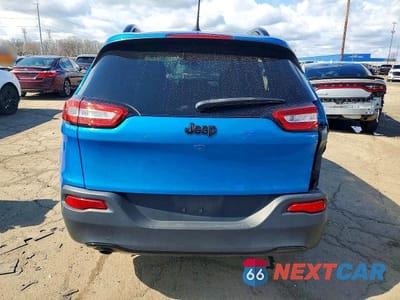 Zdjęcie 6 z 12 samochodu: 2018 JEEP CHEROKEE LATITUDE VIN:1C4PJLCB0JD558919 - miniatura