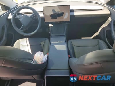Zdjęcie 8 z 12 samochodu: 2024 TESLA MODEL 3 VIN:5YJ3E1EA4RF726786 - miniatura