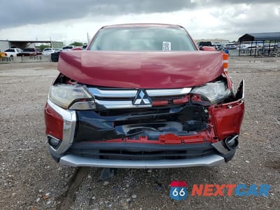 Piąte zdjęcie samochodu w środku: 2016 MITSUBISHI OUTLANDER SE VIN:JA4AD3A35GZ016276 - miniatura