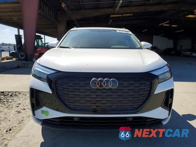 Piąte zdjęcie samochodu w środku: 2023 AUDI Q4 E-TRON PREMIUM PLUS VIN:WA1L2BFZ9PP044454 - miniatura