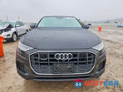 Piąte zdjęcie samochodu w środku: 2019 AUDI Q8 PRESTIGE VIN:WA1CVAF18KD005912 - miniatura