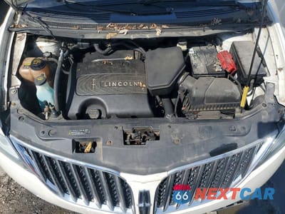 Zdjęcie 12 z 13 samochodu: 2013 LINCOLN MKX VIN:2LMDJ8JK7DBL43387 - miniatura
