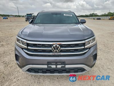 Piąte zdjęcie samochodu w środku: 2022 VOLKSWAGEN ATLAS CROSS SPORT SE VIN:1V2JE2CA3NC205175 - miniatura