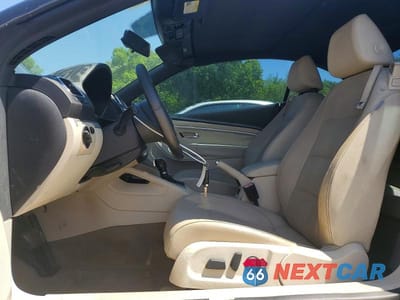Zdjęcie 7 z 13 samochodu: 2012 VOLKSWAGEN EOS KOMFORT VIN:WVWBW7AH8CV005362 - miniatura