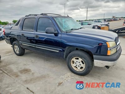 Czwarte zdjęcie samochodu z boku: 2005 CHEVROLET AVALANCHE C1500 VIN:3GNEC12Z35G204011 - miniatura