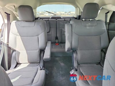 Zdjęcie 10 z 13 samochodu: 2025 FORD EXPLORER ACTIVE VIN:1FMUK7DH6SGC92585 - miniatura