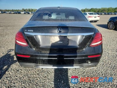 Zdjęcie 6 z 11 samochodu: 2017 MERCEDES-BENZ E 300 VIN:WDDZF4JBXHA100809 - miniatura