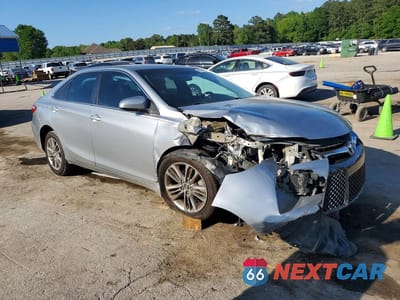 Czwarte zdjęcie samochodu z boku: 2015 TOYOTA CAMRY SE VIN:4T1BF1FK3FU942059 - miniatura