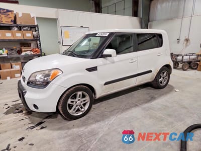 2011 KIA SOUL + KNDJT2A27B7709414 - główne zdjęcie licytacji z USA - miniatura