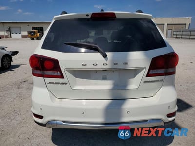 Zdjęcie 6 z 13 samochodu: 2020 DODGE JOURNEY CROSSROAD VIN:3C4PDCGB7LT187899 - miniatura