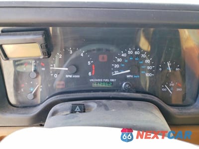 Zdjęcie 9 z 12 samochodu: 1997 JEEP WRANGLER / TJ SE VIN:1J4FY29P3VP418690 - miniatura