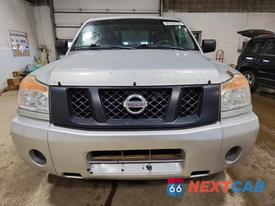Piąte zdjęcie samochodu w środku: 2009 NISSAN TITAN XE VIN:1N6AA07F99N311998 - miniatura
