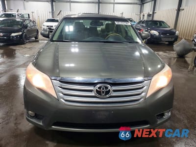 Piąte zdjęcie samochodu w środku: 2012 TOYOTA AVALON BASE VIN:4T1BK3DB7CU450995 - miniatura