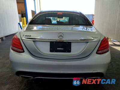 Zdjęcie 6 z 12 samochodu: 2015 MERCEDES-BENZ C 400 4MATIC VIN:55SWF6GB8FU027605 - miniatura