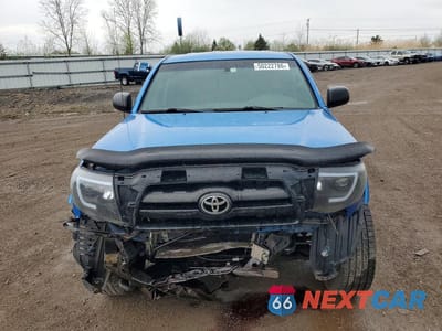 Piąte zdjęcie samochodu w środku: 2005 TOYOTA TACOMA ACCESS CAB VIN:5TEUU42N45Z079993 - miniatura