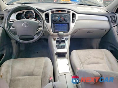 Zdjęcie 8 z 13 samochodu: 2005 TOYOTA HIGHLANDER LIMITED VIN:JTEDP21A850061244 - miniatura