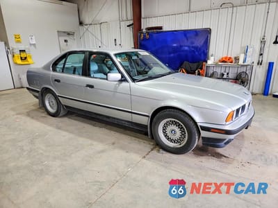 Czwarte zdjęcie samochodu z boku: 1994 BMW 540 I AUTOMATIC VIN:WBAHE6314RGF25272 - miniatura