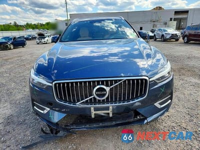 Piąte zdjęcie samochodu w środku: 2021 VOLVO XC60 T6 INSCRIPTION VIN:YV4A22RL8M1864444 - miniatura
