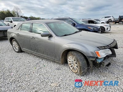 Czwarte zdjęcie samochodu z boku: 2012 CHRYSLER 300 VIN:2C3CCAAG7CH227275 - miniatura