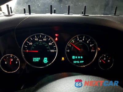 Zdjęcie 9 z 11 samochodu: 2018 JEEP WRANGLER UNLIMITED SPORT VIN:1C4BJWDG4JL883651 - miniatura