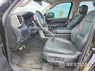 Zdjęcie 7 z 12 samochodu: 2022 TOYOTA TUNDRA SR5 VIN:5TFLA5DBXNX032343 - miniatura