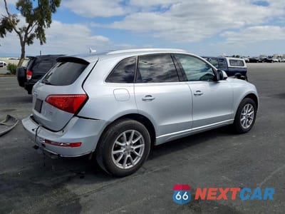 Trzecie zdjęcie samochodu z tyłu: 2010 AUDI Q5 PREMIUM PLUS VIN:WA1LKAFP8AA099710 - miniatura
