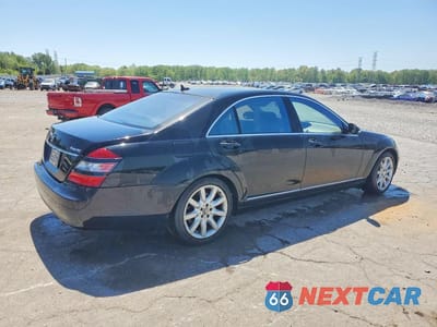 Trzecie zdjęcie samochodu z tyłu: 2008 MERCEDES-BENZ S 550 4MATIC VIN:WDDNG86X08A179690 - miniatura
