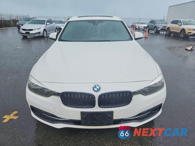 Piąte zdjęcie samochodu w środku: 2016 BMW 328 I SULEV VIN:WBA8E9C5XGK648635 - miniatura