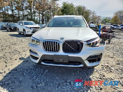 Piąte zdjęcie samochodu w środku: 2018 BMW X3 XDRIVE30I VIN:5UXTR9C55JLD57058 - miniatura