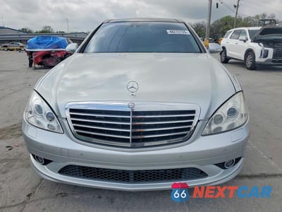 Piąte zdjęcie samochodu w środku: 2008 MERCEDES-BENZ S 550 4MATIC VIN:WDDNG86X08A214308 - miniatura
