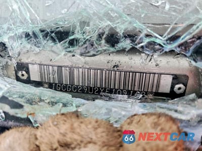 Zdjęcie 12 z 12 samochodu: 2000 CHEVROLET SILVERADO C2500 VIN:1GCGC29U2YE109162 - miniatura