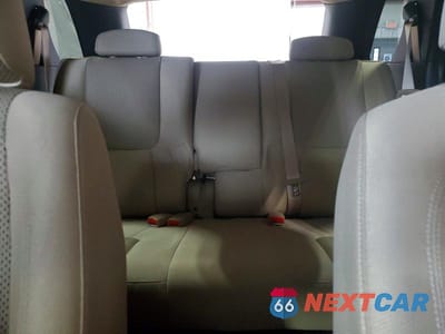 Zdjęcie 10 z 14 samochodu: 2008 PONTIAC TORRENT GXP VIN:2CKDL537186024737 - miniatura