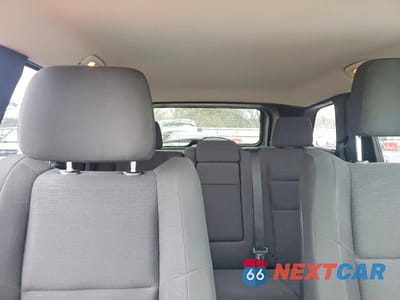 Zdjęcie 10 z 13 samochodu: 2011 JEEP GRAND CHEROKEE LAREDO VIN:1J4RR4GG0BC678816 - miniatura