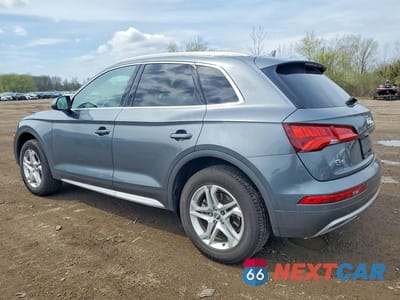 Drugie zdjęcie samochodu z przodu: 2019 AUDI Q5 PREMIUM VIN:WA1ANAFY8K2064345 - miniatura