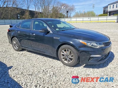 Czwarte zdjęcie samochodu z boku: 2019 KIA OPTIMA LX VIN:5XXGT4L37KG281895 - miniatura