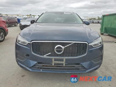 Piąte zdjęcie samochodu w środku: 2019 VOLVO XC60 T5 VIN:LYV102RK6KB232600 - miniatura