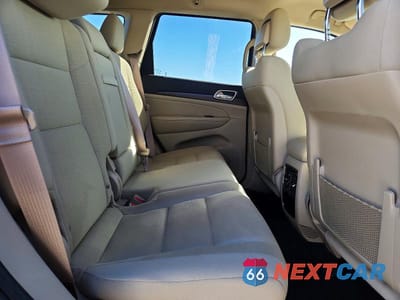Zdjęcie 11 z 14 samochodu: 2016 JEEP GRAND CHEROKEE LAREDO VIN:1C4RJFAG3GC404051 - miniatura