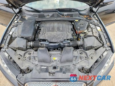 Zdjęcie 11 z 12 samochodu: 2015 JAGUAR XF 3.0 SPORT VIN:SAJWA0F75F8U77885 - miniatura