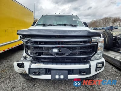 Piąte zdjęcie samochodu w środku: 2022 FORD F350 SUPER DUTY VIN:1FT8W3BN6NEG31387 - miniatura