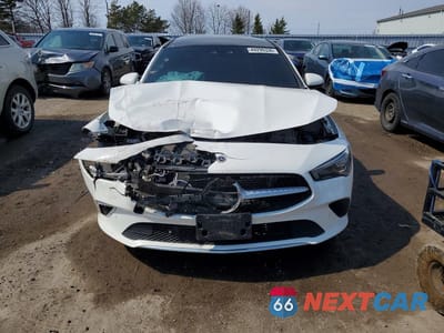 Piąte zdjęcie samochodu w środku: 2023 MERCEDES-BENZ CLA 250 4MATIC VIN:W1K5J4HB0PN404497 - miniatura