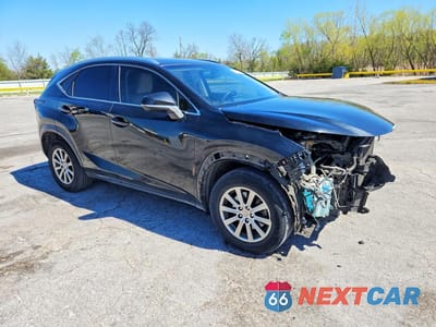 Czwarte zdjęcie samochodu z boku: 2015 LEXUS NX 200T BASE VIN:JTJYARBZ7F2001270 - miniatura