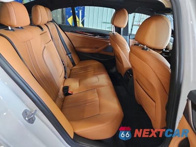Zdjęcie 10 z 12 samochodu: 2018 BMW 540 XI VIN:WBAJE7C54JG891292 - miniatura