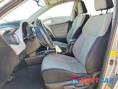 Zdjęcie 7 z 14 samochodu: 2016 TOYOTA RAV4 XLE VIN:2T3WFREV7GW271905 - miniatura