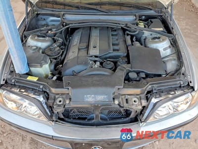 Zdjęcie 11 z 12 samochodu: 2005 BMW 325 I VIN:WBAET37405NJ85231 - miniatura