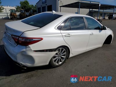 Trzecie zdjęcie samochodu z tyłu: 2016 TOYOTA CAMRY XLE V6 VIN:4T1BK1FK1GU575269 - miniatura