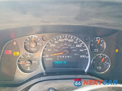 Zdjęcie 9 z 13 samochodu: 2018 CHEV EXPRESS G2500 VIN:1GCWGAFG0J1178938 - miniatura