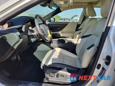 Zdjęcie 7 z 12 samochodu: 2024 LEXUS ES 300H LUXURY VIN:58AEA1C18RU052340 - miniatura