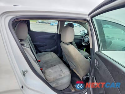 Zdjęcie 10 z 13 samochodu: 2016 CHEVROLET SONIC LS VIN:1G1JA6SH2G4170640 - miniatura